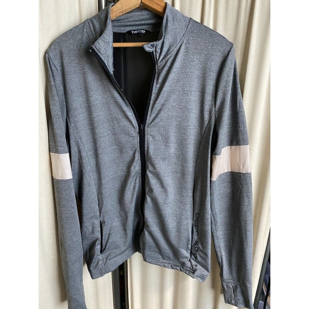 EUC Bebe Sport Workout Jacket Partial Mesh Back Thumbholes Sz L